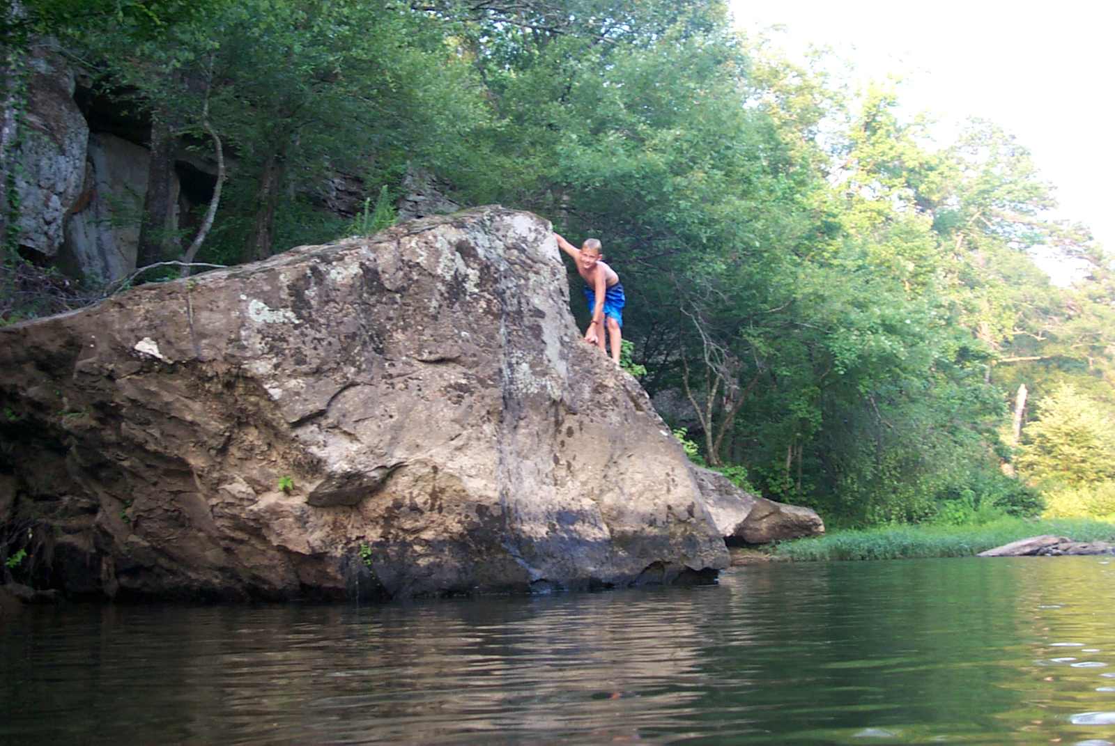 Pinnacle Springs Recreational Park - Greenbrier, Arkansas - glamping.directory