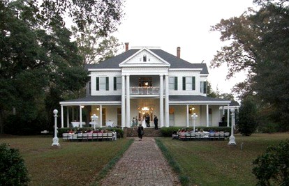 Charming Suite Rental at Bed and Breakfast near New Orleans, Louisiana - glamping.directory