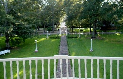 Charming Suite Rental at Bed and Breakfast near New Orleans, Louisiana - Amite, Louisiana - glamping.directory