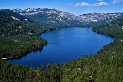 Unique Vacation Rental with Exceptional Mountain Views in Truckee, CA - Truckee, California - glamping.directory