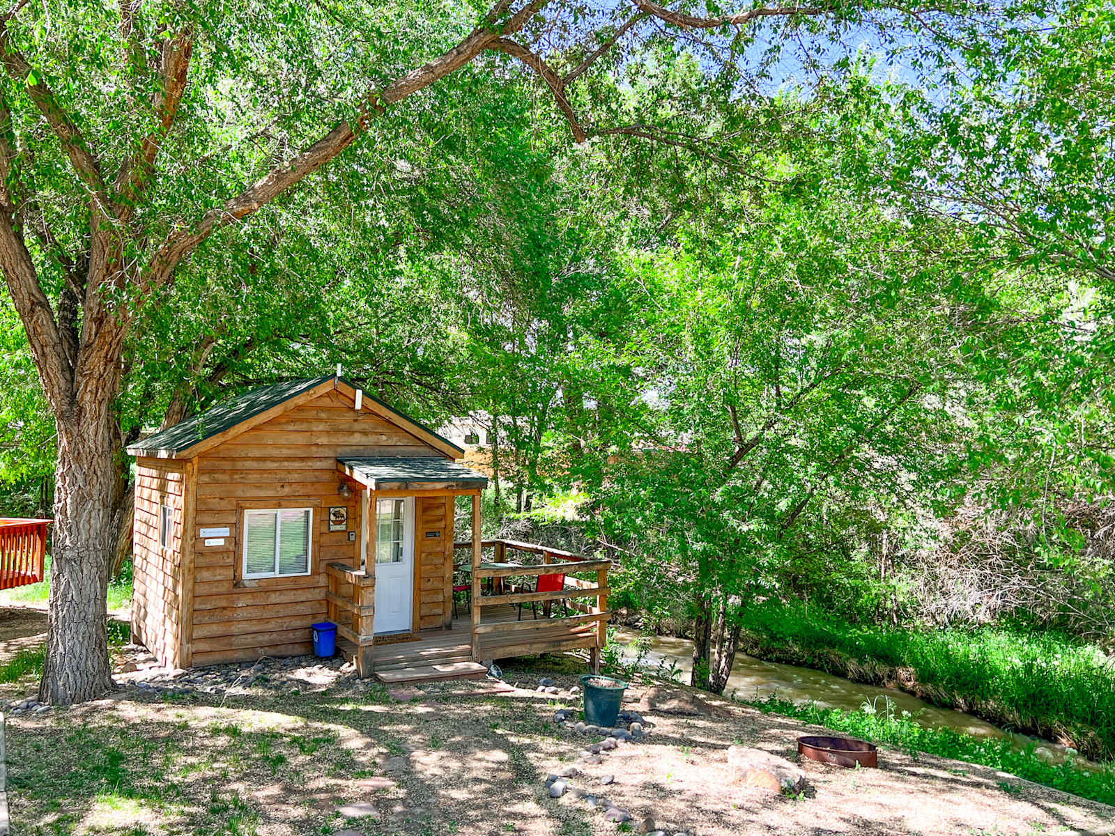 Cedar Creek Lodging & RV Park - Montrose, Colorado - glamping.directory