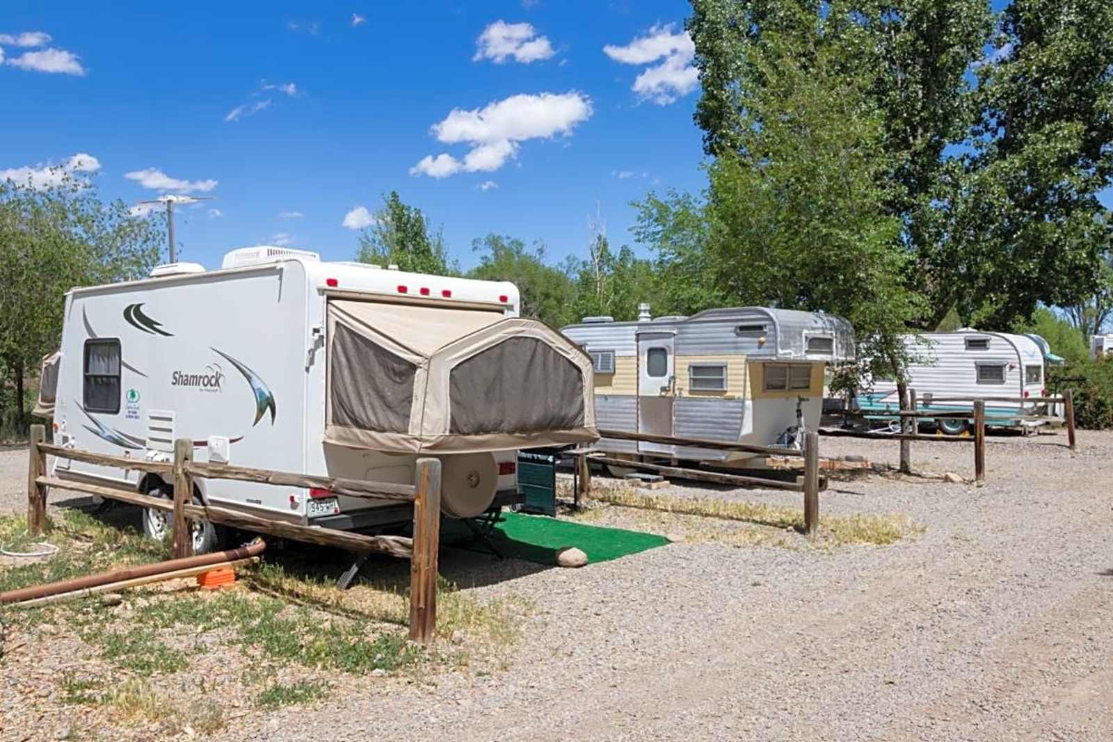 Cedar Creek Lodging & RV Park - Montrose, Colorado - glamping.directory