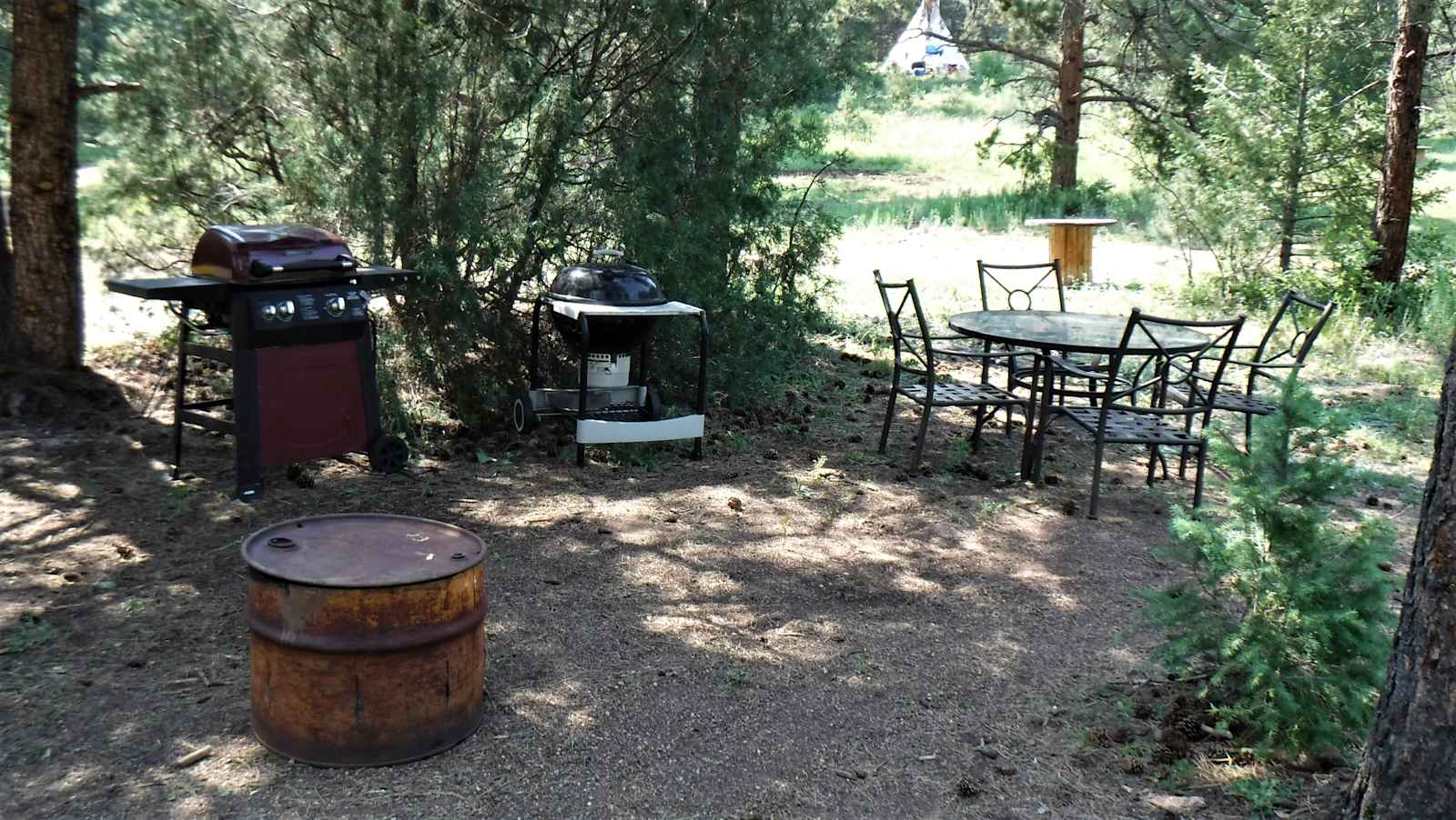 Little Scraggy Camp - Pine, Colorado - glamping.directory