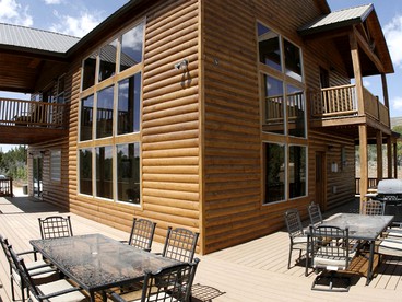 Western Cabin Surrounded by Sublime Natural Beauty near Zion National Park in Utah - Mount Carmel, Utah - glamping.directory