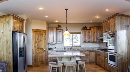 Western Cabin Surrounded by Sublime Natural Beauty near Zion National Park in Utah - Mount Carmel, Utah - glamping.directory