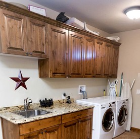 Western Cabin Surrounded by Sublime Natural Beauty near Zion National Park in Utah - Mount Carmel, Utah - glamping.directory