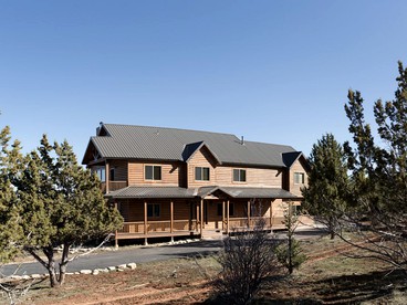 Western Cabin Surrounded by Sublime Natural Beauty near Zion National Park in Utah - glamping.directory
