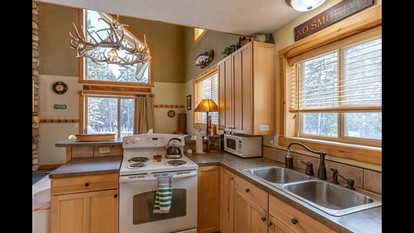 Spacious Secluded Cabin in Island Park, Idaho - Island Park, Idaho - glamping.directory