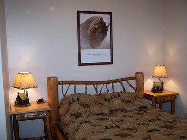 Luxury Vacation Rental with a Hot Tub for Rent in Clyde, North Carolina - Clyde, North Carolina - glamping.directory