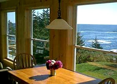 Oceanfront Luxury Cabin near Pemaquid Point Lighthouse in Pemaquid, Maine - South Bristol, Maine - glamping.directory