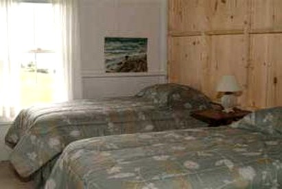Oceanfront Luxury Cabin near Pemaquid Point Lighthouse in Pemaquid, Maine - South Bristol, Maine - glamping.directory