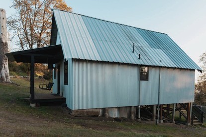 Secluded and Rustic Three Bedroom Cabin with Wood Burning Stove, Perfect for a Glamping Retreat in the Sequoias - Dunlap, California - glamping.directory
