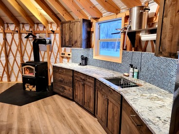 Stunning Full Equipped Yurt with Sauna in Boise, Idaho - Boise, Idaho - glamping.directory