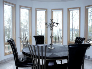 Luxury Vacation Rental with Incredible Views of Lake Lanier near Cumming, Georgia - Gainesville, Georgia - glamping.directory