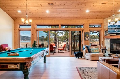 Experience Bliss: Big Bear Lake Rental with Exclusive Hot Tub - Big Bear Lake, California - glamping.directory