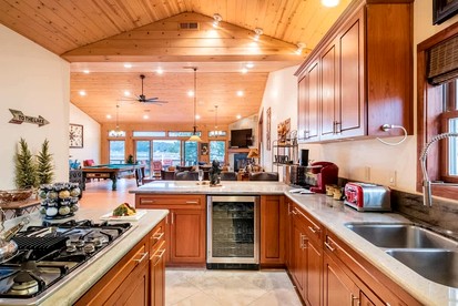 Experience Bliss: Big Bear Lake Rental with Exclusive Hot Tub - Big Bear Lake, California - glamping.directory