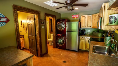 Rustic Cabin Getaway near the George Washington and Jefferson National Forest - Peterstown, West Virginia - glamping.directory