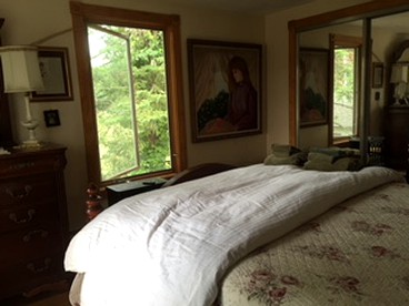 Cozy Vacation Room on a Farm Stay in Coopersburg, Pennsylvania - Cooksburg, Pennsylvania - glamping.directory