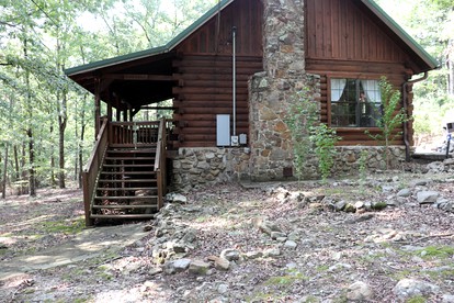 Secluded Cabin Oasis: Your Gateway to Nature Near White River, Arkansas - Mountain View, Arkansas - glamping.directory