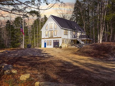 Nautical Chalet Retreat with Hot Tub and Game Room in Conway, New Hampshire - glamping.directory