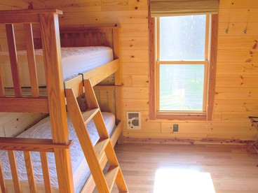 Deluxe Barn on a Horse Farm in Allegheny National Forest - Marienville, Pennsylvania - glamping.directory