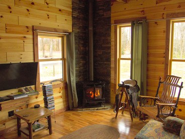 Deluxe Barn on a Horse Farm in Allegheny National Forest - Marienville, Pennsylvania - glamping.directory