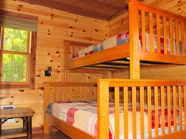 Deluxe Barn on a Horse Farm in Allegheny National Forest - Marienville, Pennsylvania - glamping.directory