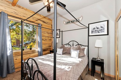 Unforgettable Design Cabin with Fire Pit and Spectacular Game Room in Big Bear Lake, California - Big Bear Lake, California - glamping.directory