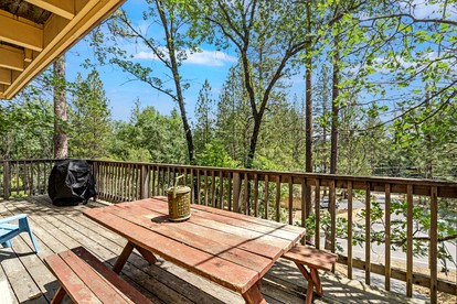 Pet-Friendly Perfection: Modern Cabin with Deck, Nestled by Pine Mountain Lake - Groveland, California - glamping.directory