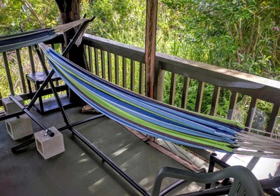 Fabulous Cabin Rental for a Glamping Getaway near Volcanoes National Park, Hawaii - Pepeekeo, Hawaii - glamping.directory