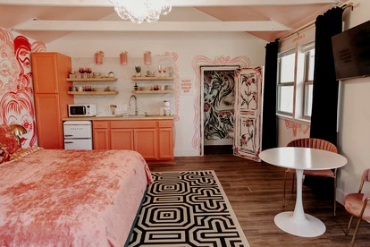 Charm in the Mountains: Your Nicest Getaway Awaits at Our One-of-a-Kind Tracy City Cabin - Tracy City, Tennessee - glamping.directory
