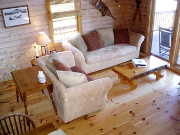 Enormous Cabin Rental Overlooking Spruce Lake in Wilmington, Vermont - Wilmington, Vermont - glamping.directory