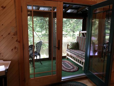 Riverfront Cabin Rental with Lovely Screened Porch near Potsdam, New York - Potsdam, New York - glamping.directory