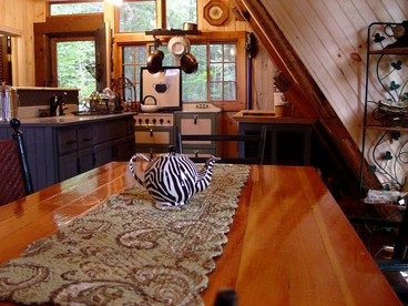 Riverfront Cabin Rental with Lovely Screened Porch near Potsdam, New York - Potsdam, New York - glamping.directory
