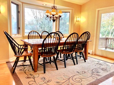 Lovely Bretton Woods Vacation Cottage on a Ski Trail - Carroll, New Hampshire - glamping.directory