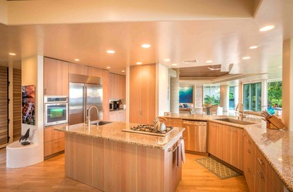 Private Oceanfront Retreat with Lush Tropical Gardens on Anini Beach, Kauai, Hawaii - Kilauea, Hawaii - glamping.directory