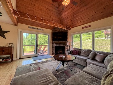 Stunning Ski In/Out Vacation Rental in Jackson, New Hampshire - Jackson, New Hampshire - glamping.directory