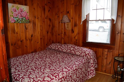 Cozy Four-Person Camping Rental with Channel Views near Portsmouth, New Hampshire - Weirs Beach, New Hampshire - glamping.directory