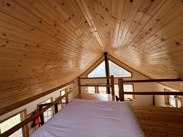 Rustic Off-Grid Cabin by the Wolf River and Surrounded by Nature for an Authentic Outdoor Escape in Pickerel, Wisconsin - Pickerel, Wisconsin - glamping.directory