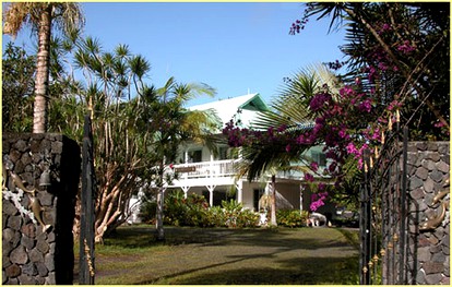 Secluded Vacation Rental with a Private Balcony on the Big Island, Hawaii - glamping.directory