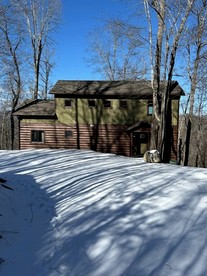 Cozy Cabin for a Peaceful Family Getaway in Nantahala National Forest, North Carolina - glamping.directory