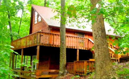 Wooded & Fabulous Brown County Cabin with Hot Tub Near Nashville, IN - glamping.directory