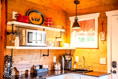 Fantastic Texas Hill Country Cabin for Weekend Getaways in Texas - Dripping Springs, Texas - glamping.directory