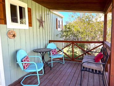 Fantastic Texas Hill Country Cabin for Weekend Getaways in Texas - Dripping Springs, Texas - glamping.directory