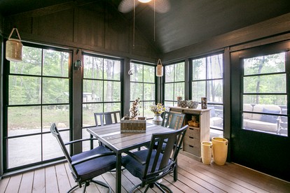 Fantastic Cozy Cottage Nestled Amidst Trees in Tracy City, Tennessee - Tracy City, Tennessee - glamping.directory