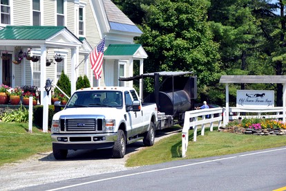 Large Bed and Breakfast with an Authentic Japanese Restaurant in Chester, Vermont - Chester, Vermont - glamping.directory