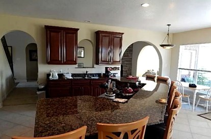 Spacious Pet-Friendly Cottage with Sensational Views on the Pascagoula River, Mississippi - Biloxi, Mississippi - glamping.directory