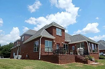 Spacious Pet-Friendly Cottage with Sensational Views on the Pascagoula River, Mississippi - glamping.directory