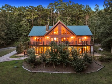 Entire Forest Property for the Family, Nestled in the Blue Ridge Mountains of Georgia - Sautee Nacoochee, Georgia - glamping.directory