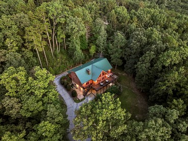 Entire Forest Property for the Family, Nestled in the Blue Ridge Mountains of Georgia - Sautee Nacoochee, Georgia - glamping.directory